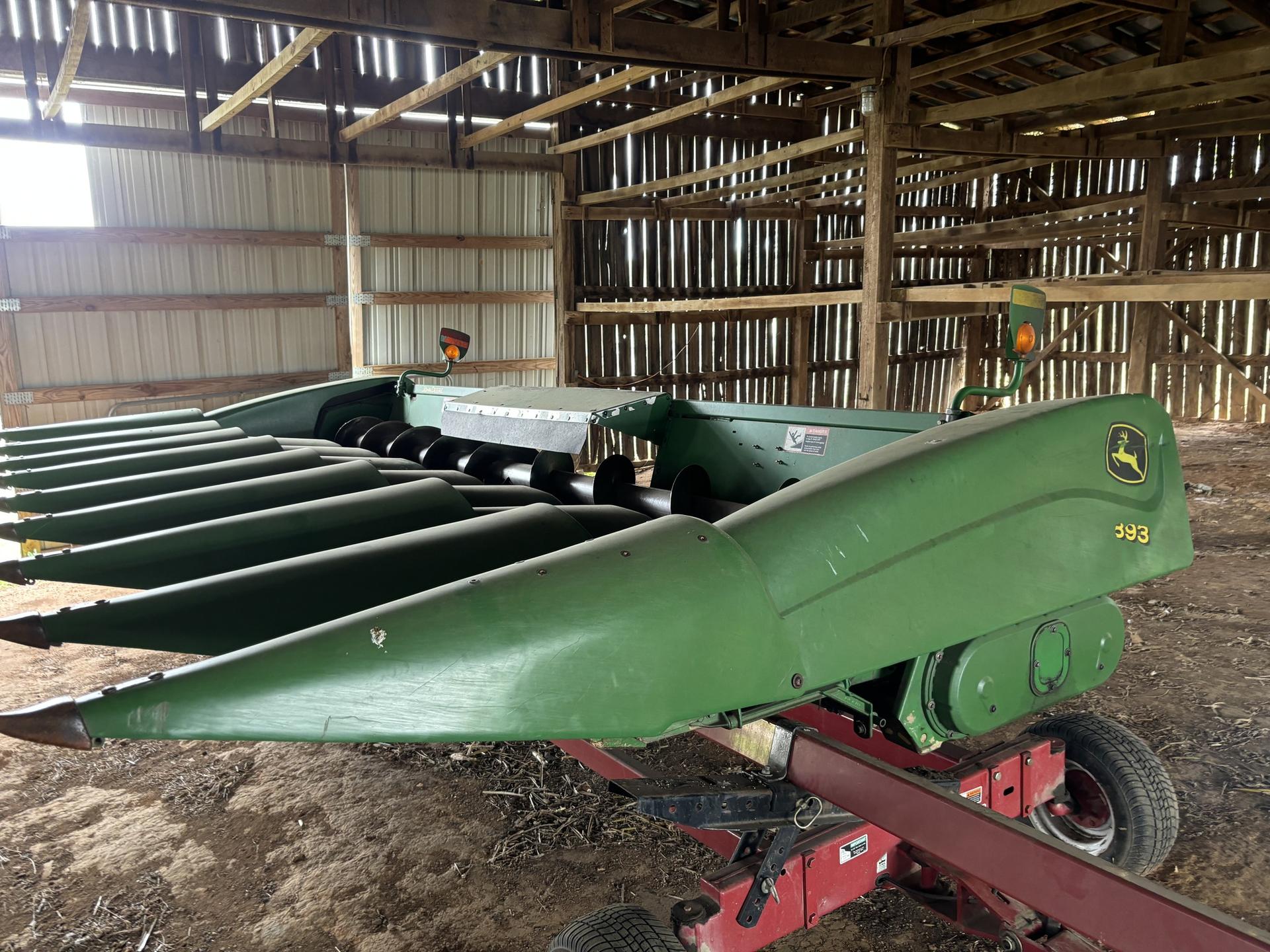 2006 John Deere 893 Image