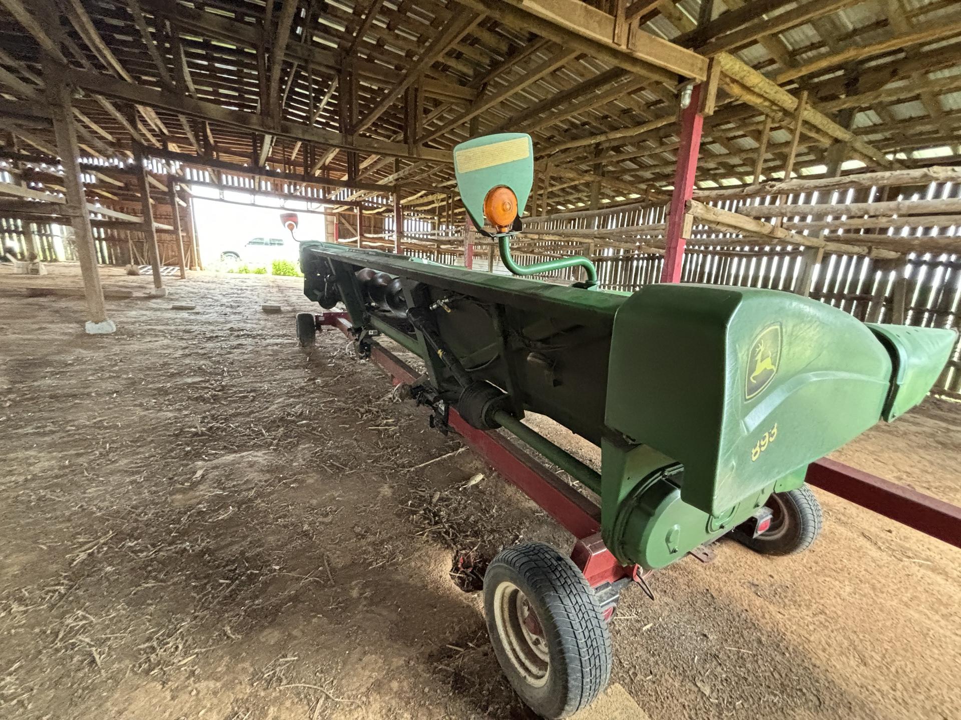 2006 John Deere 893 Image