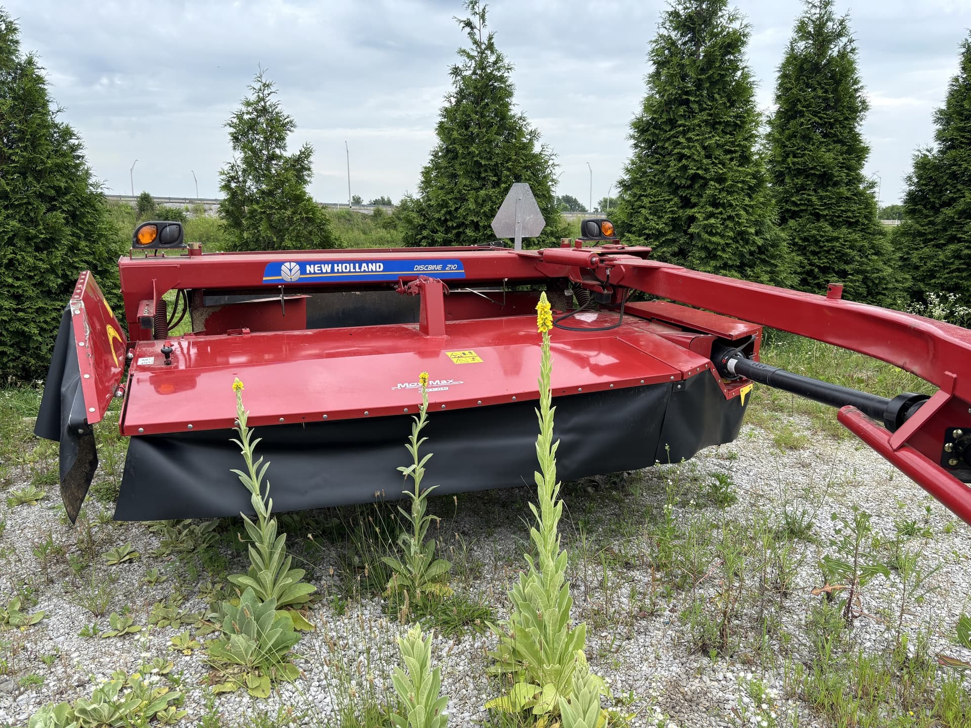 2022 New Holland 210 Image