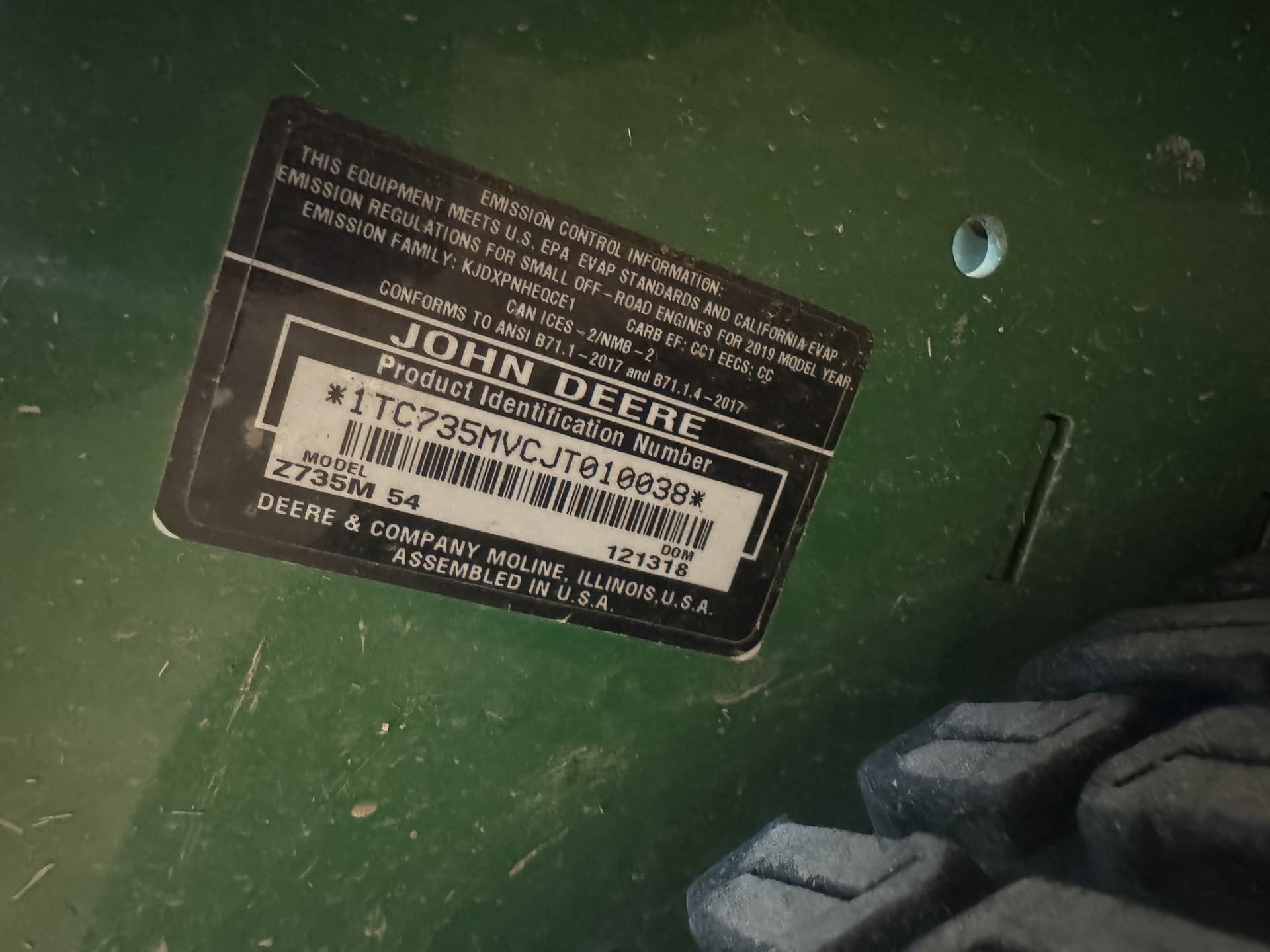 2019 John Deere Z735M Image