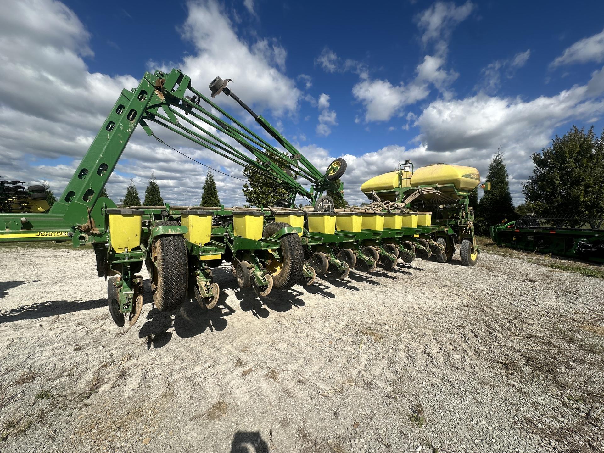 2013 John Deere 1770NT CCS Image