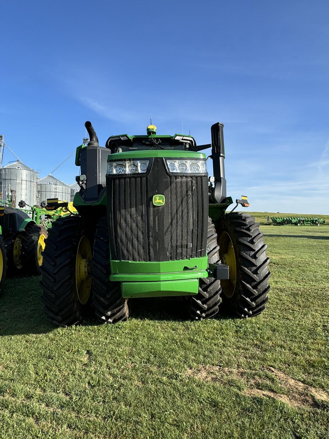 2023 John Deere 9R 390