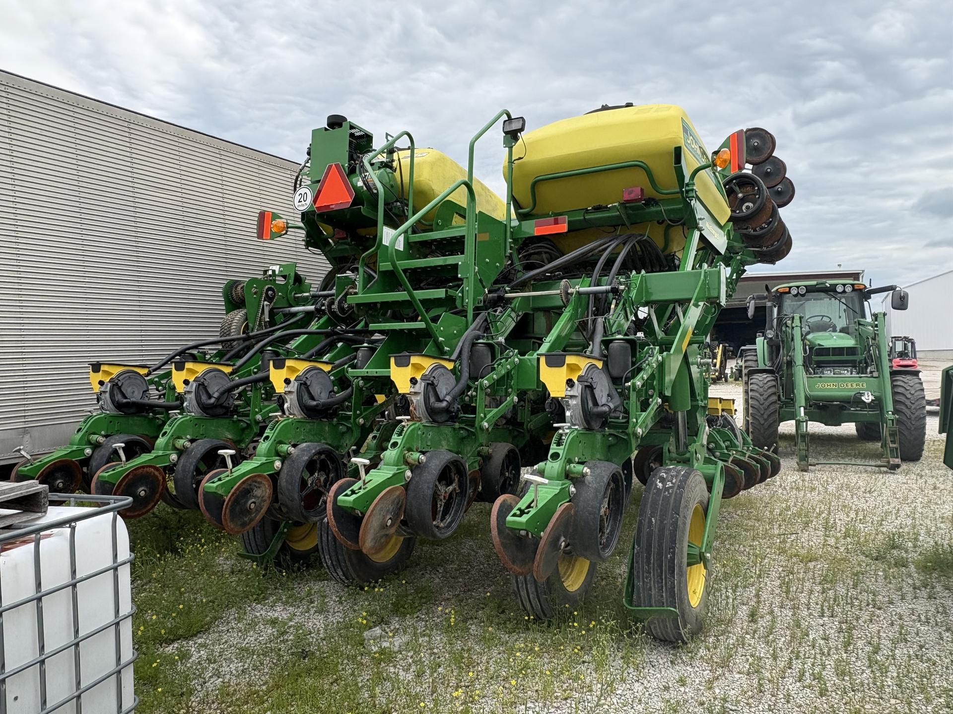 2021 John Deere 1795 Image