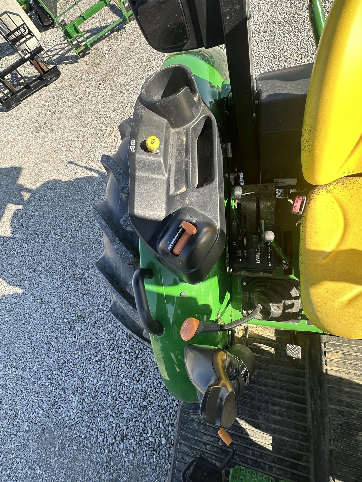 2020 John Deere 5065E Image