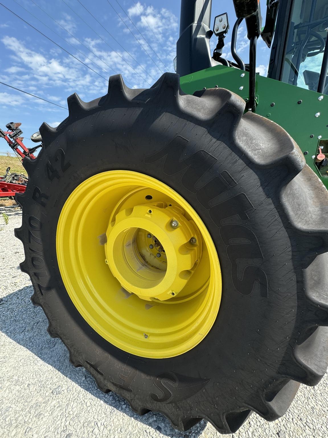 2023 John Deere 9R 490