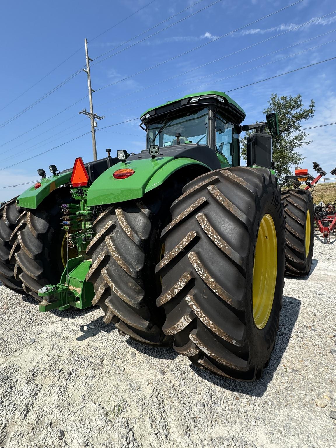 2023 John Deere 9R 490