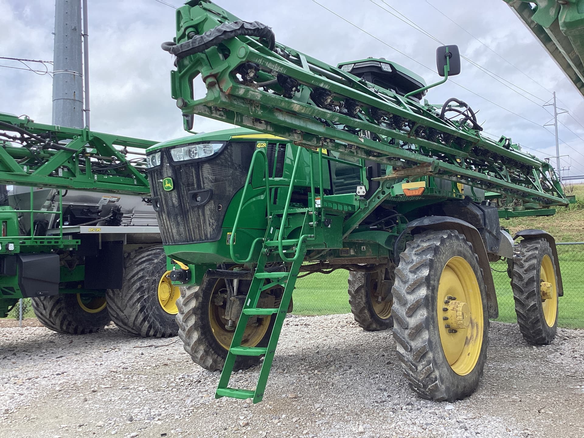 2022 John Deere 412R Image