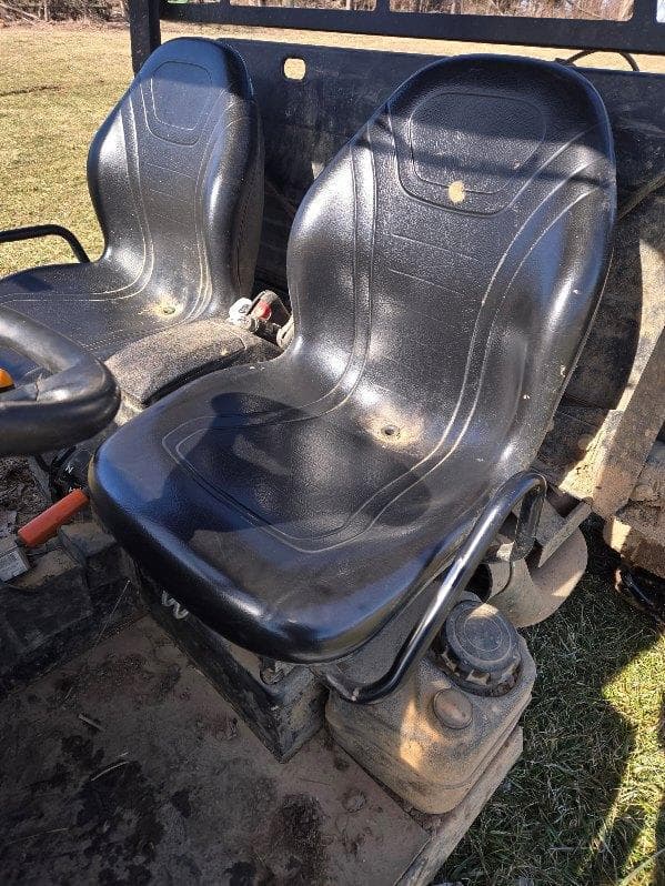 2012 John Deere XUV 825I OLIVE Image