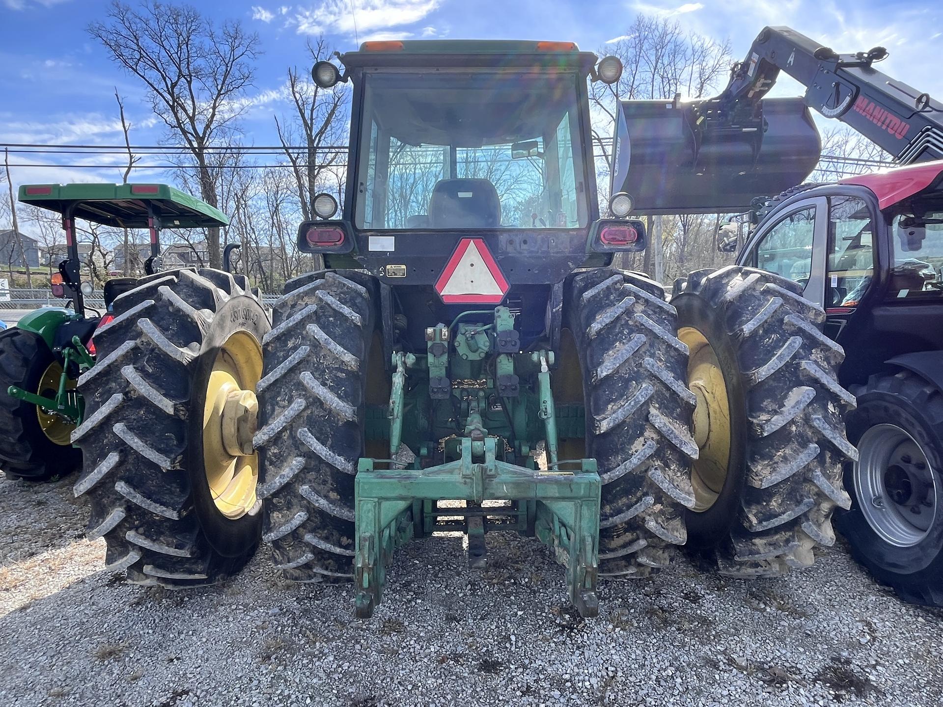 1989 John Deere 4555