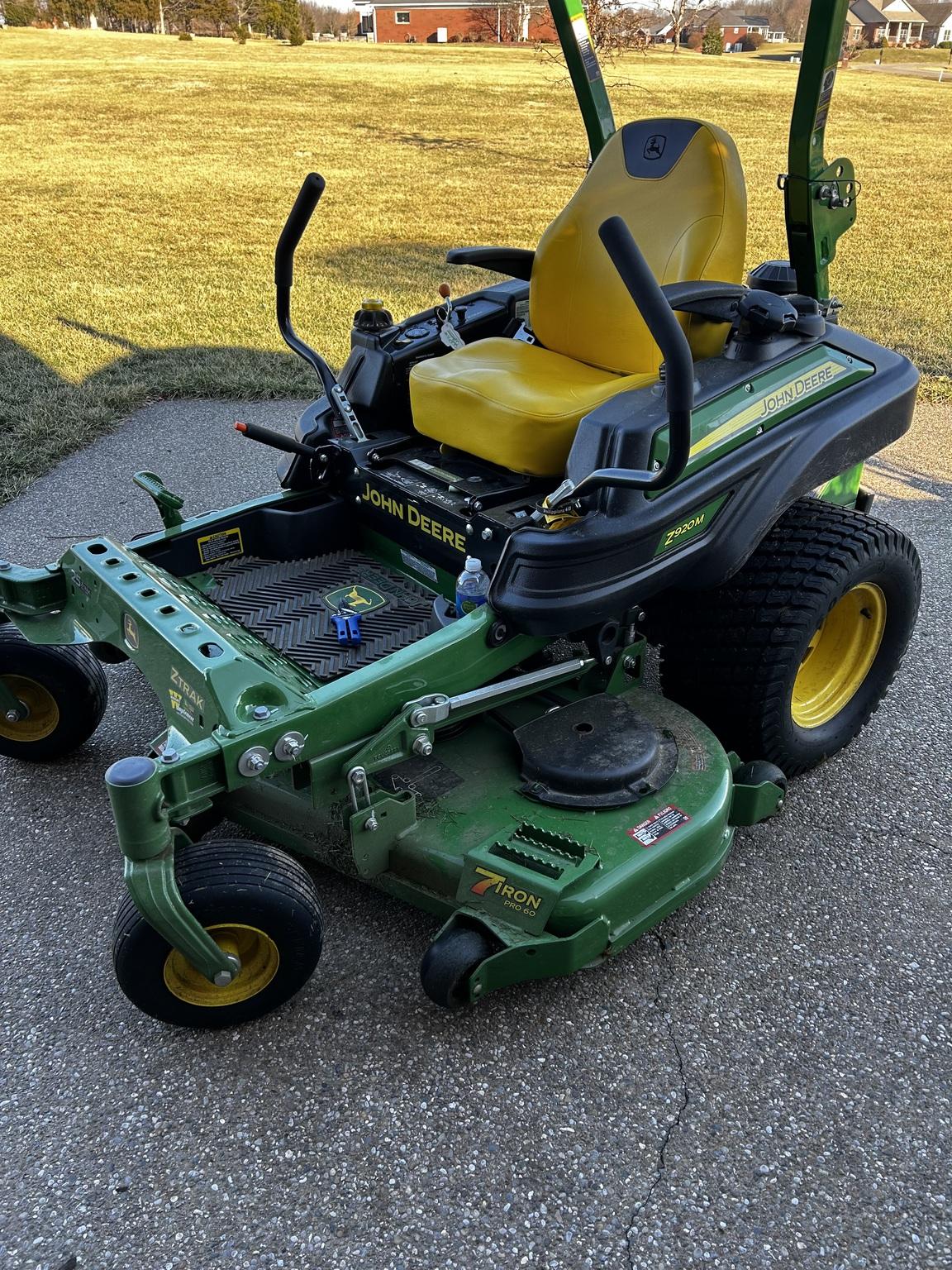 2022 John Deere Z920M Image