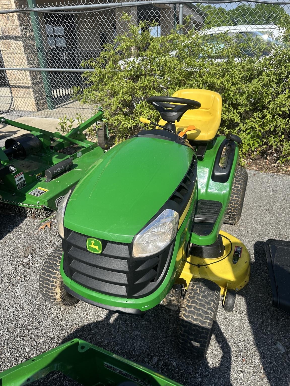 2020 John Deere E100 Image