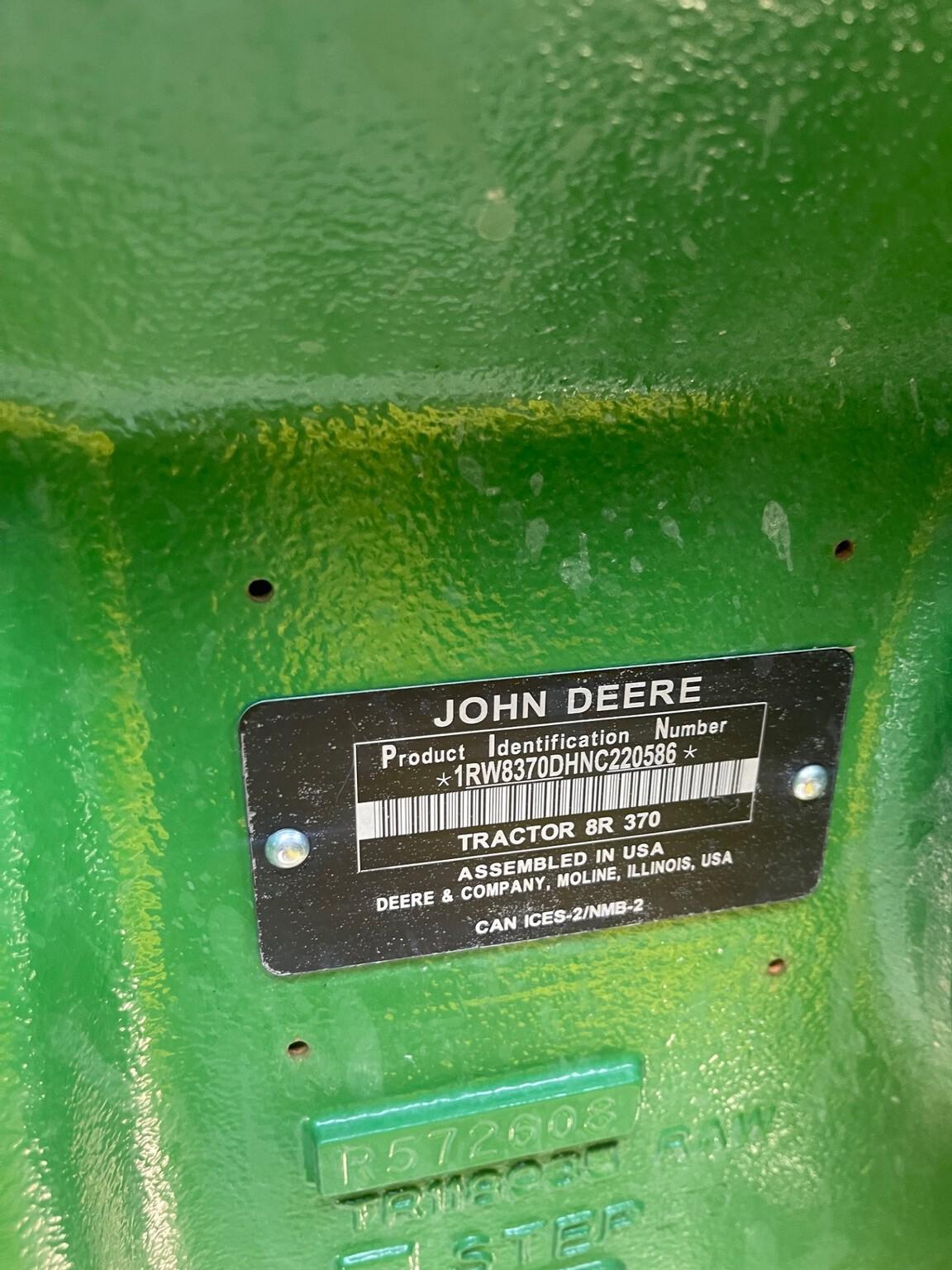 2023 John Deere 8R 370