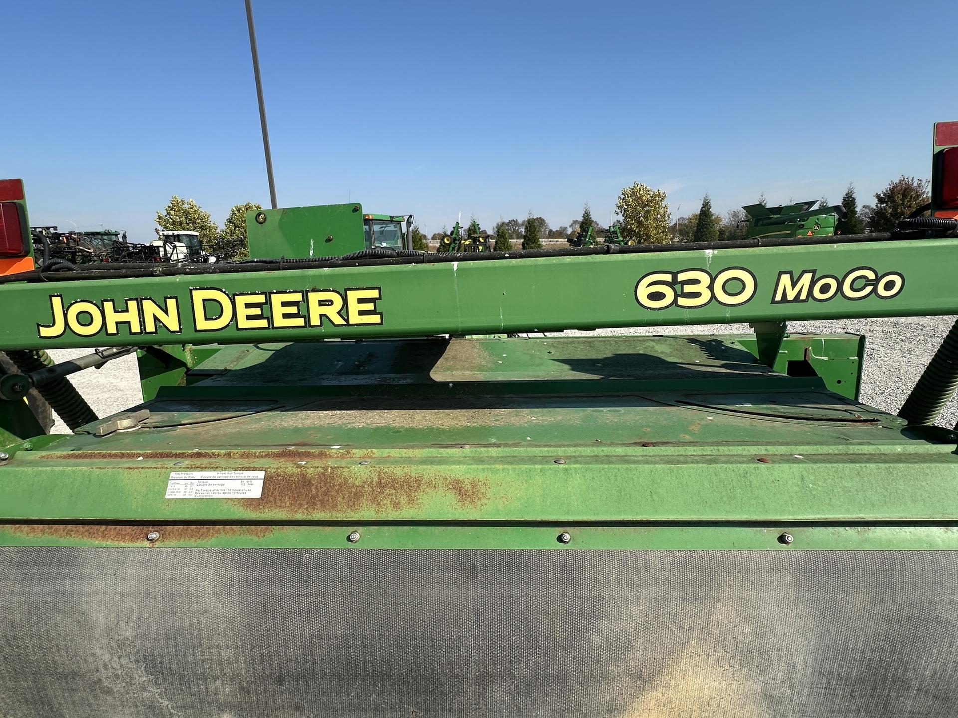 2013 John Deere 630