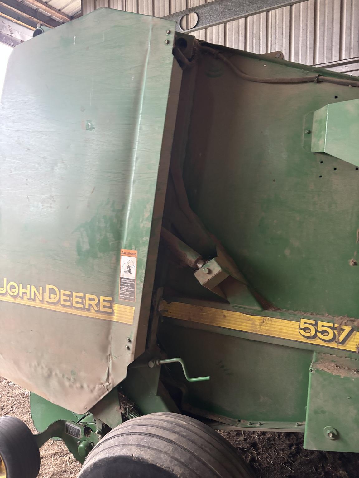 2005 John Deere 557