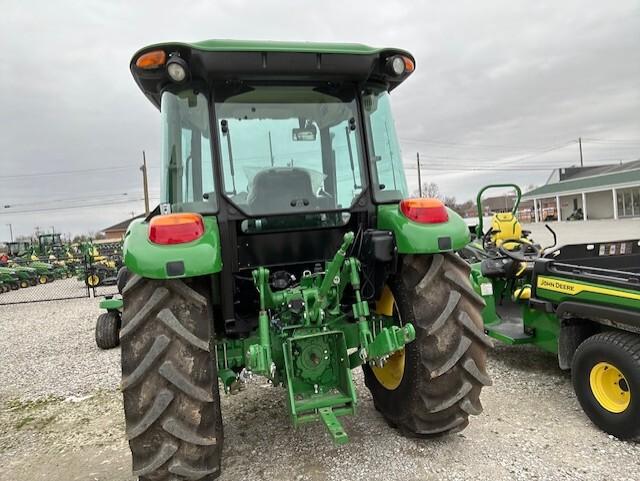 2021 John Deere 5075E Image