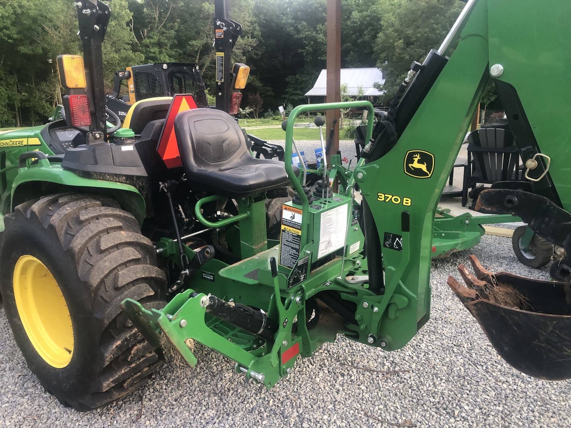 2023 John Deere 3032E Image
