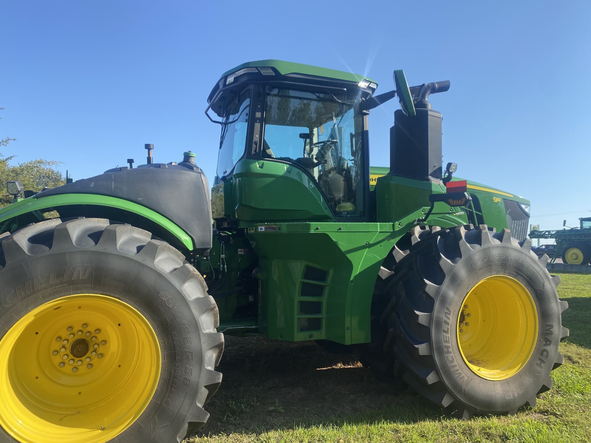 2023 John Deere 9R 490 Image