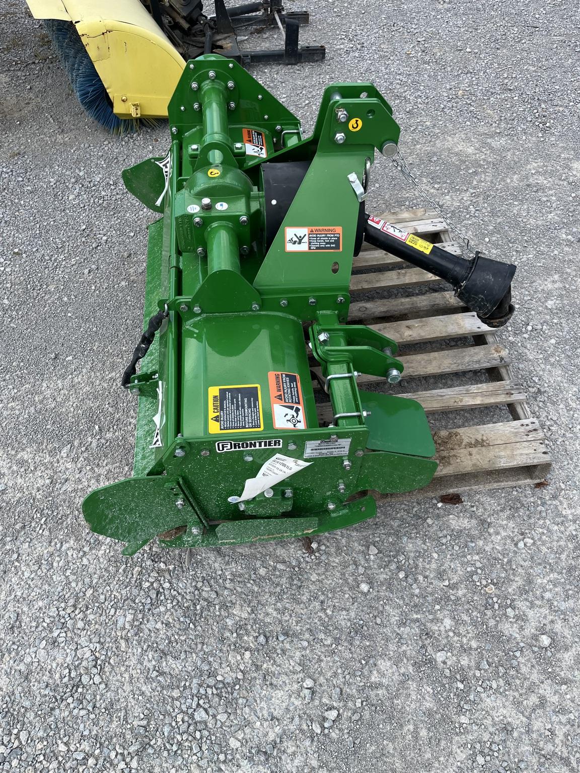 2022 John Deere RT3049