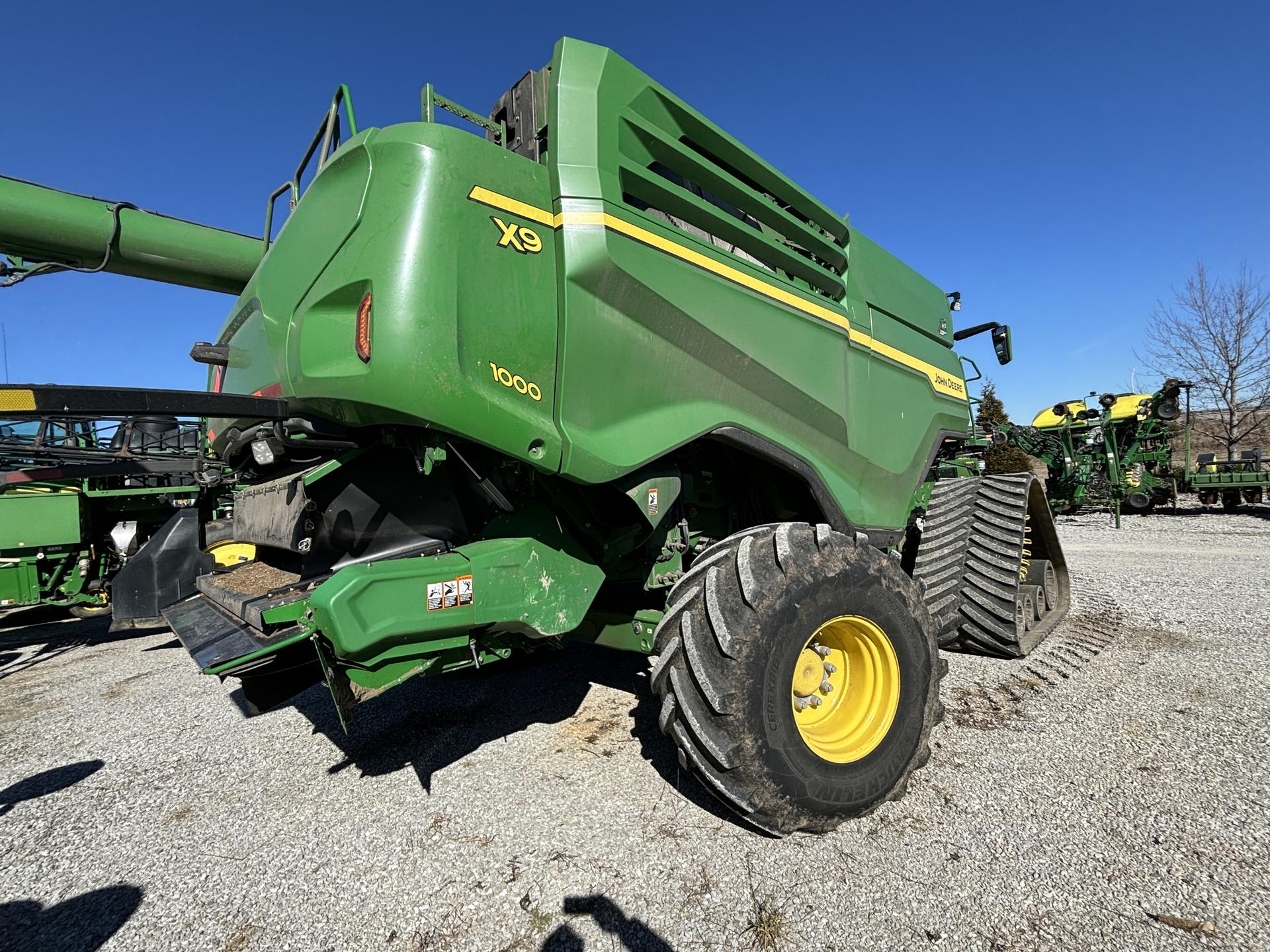 2022 John Deere X9 1000 Image