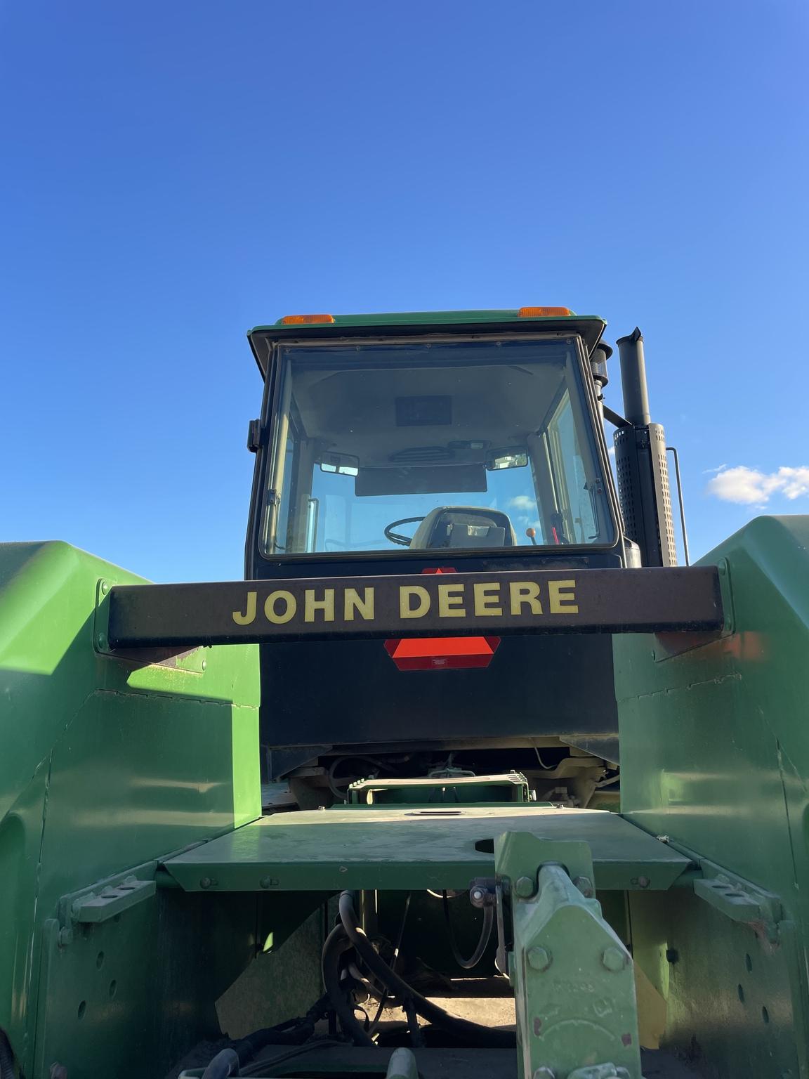 1990 John Deere 8760