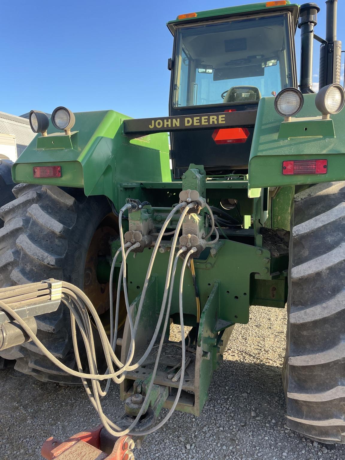 1990 John Deere 8760