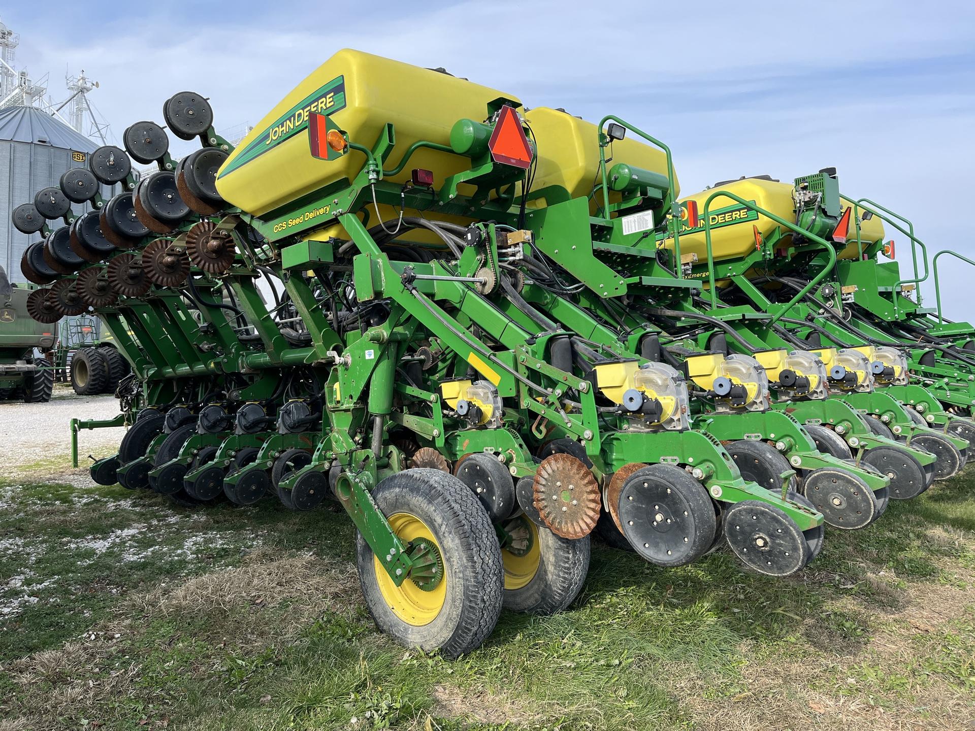 2011 John Deere 1790