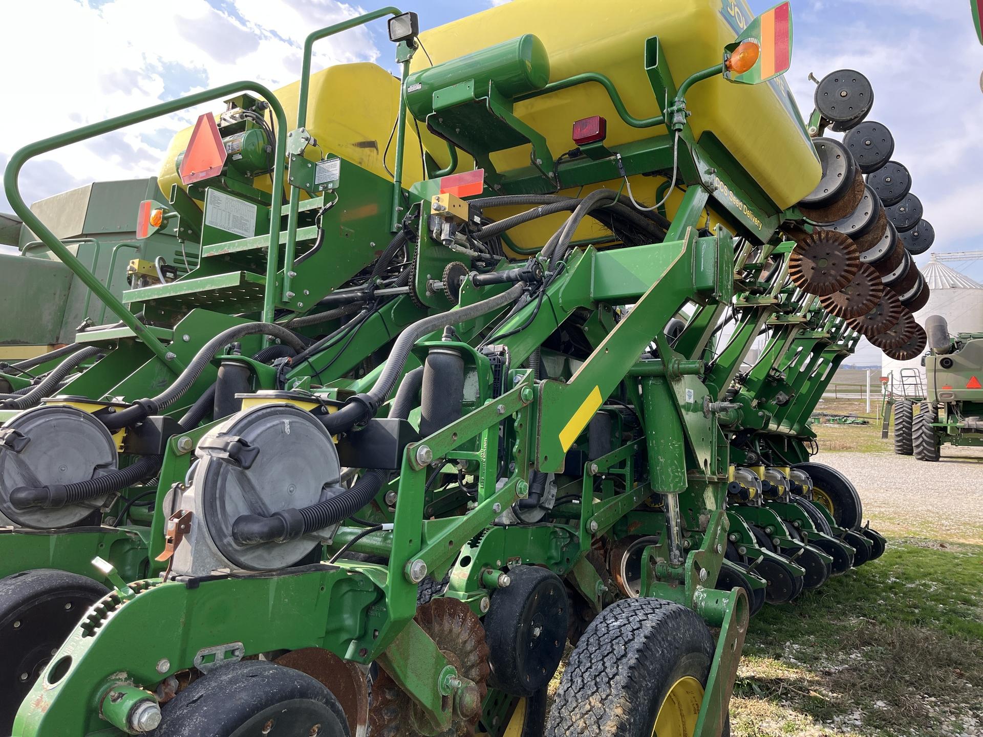 2011 John Deere 1790