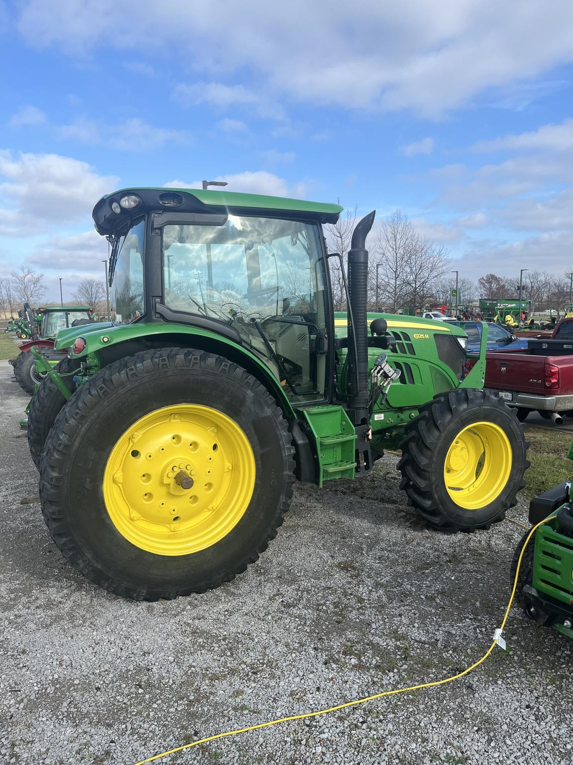 2014 John Deere 6125R Image