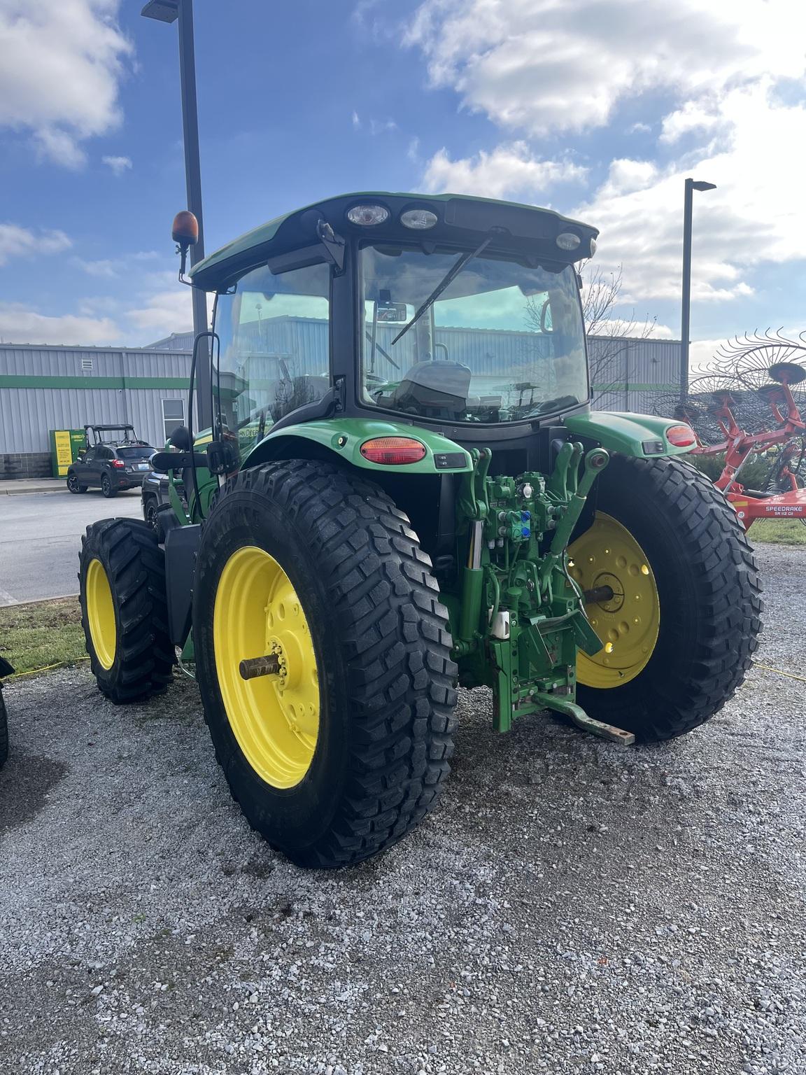 2014 John Deere 6125R Image