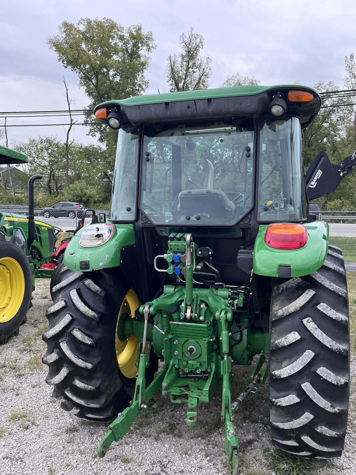 2014 John Deere 5075M