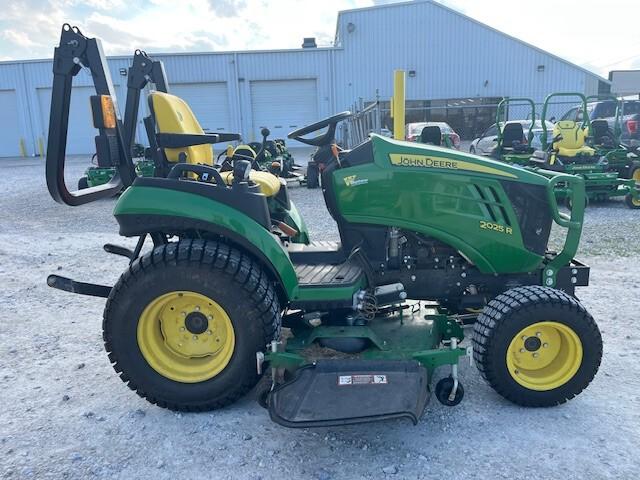 2023 John Deere 2025R