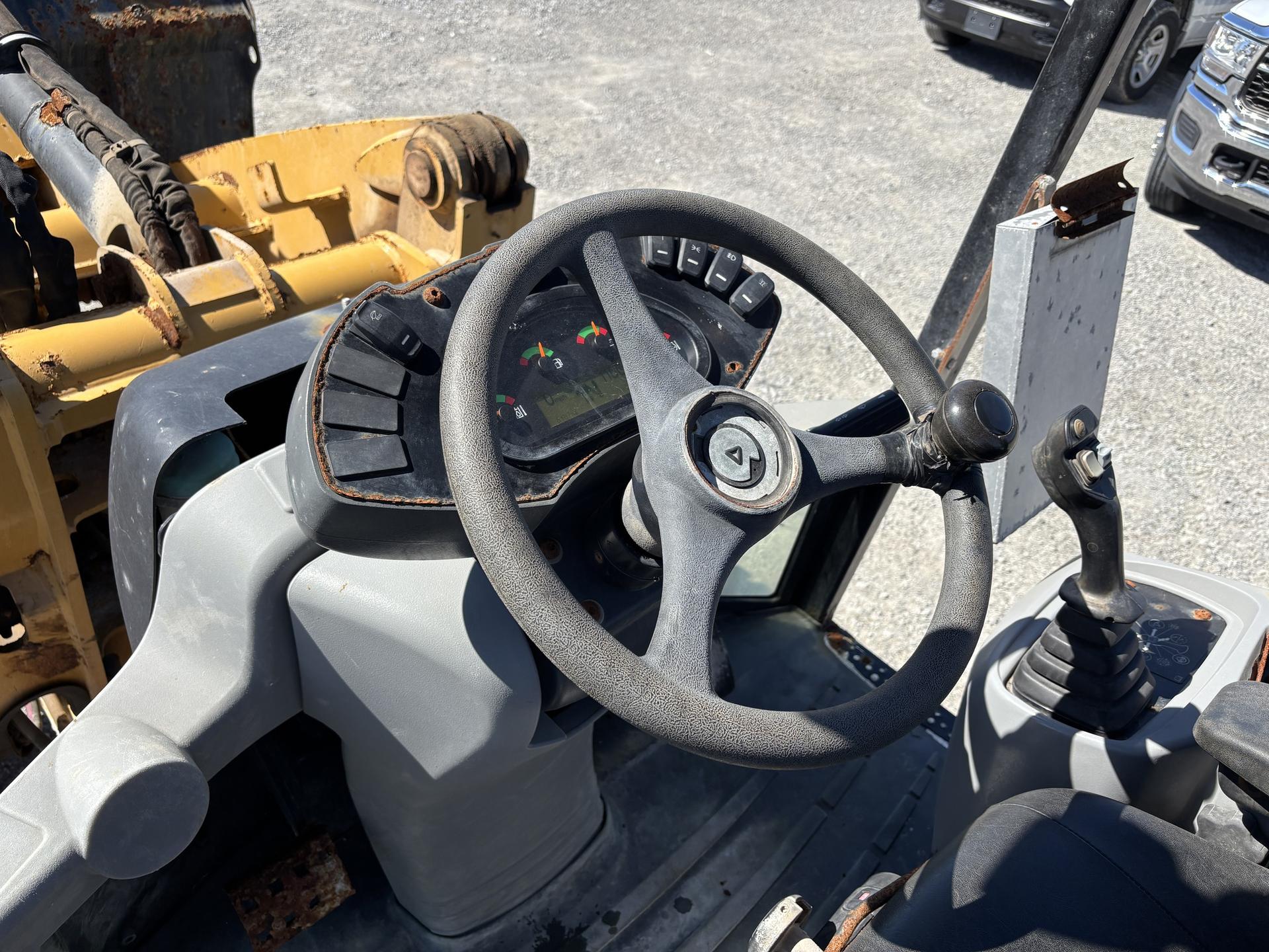 2016 Caterpillar 906 Image