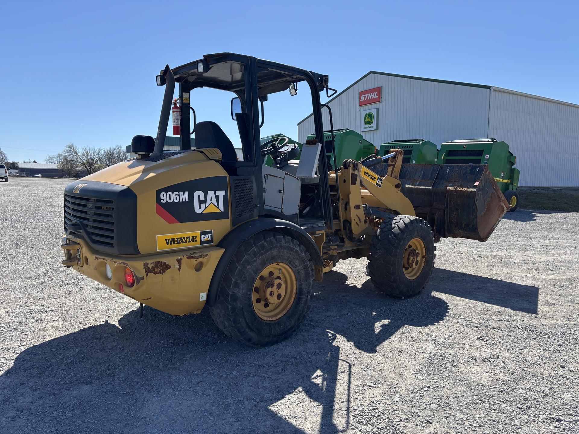 2016 Caterpillar 906 Image