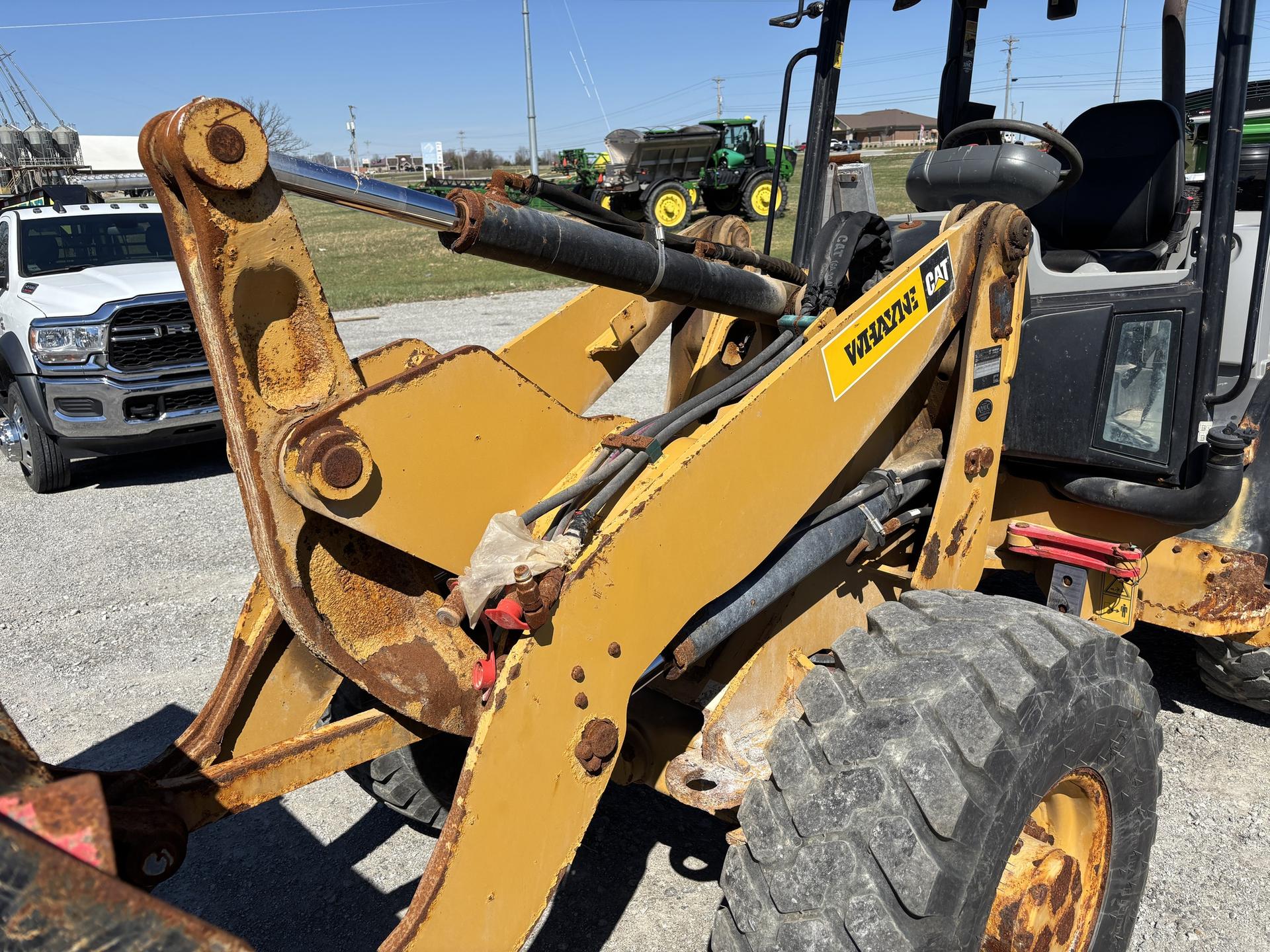 2016 Caterpillar 906 Image