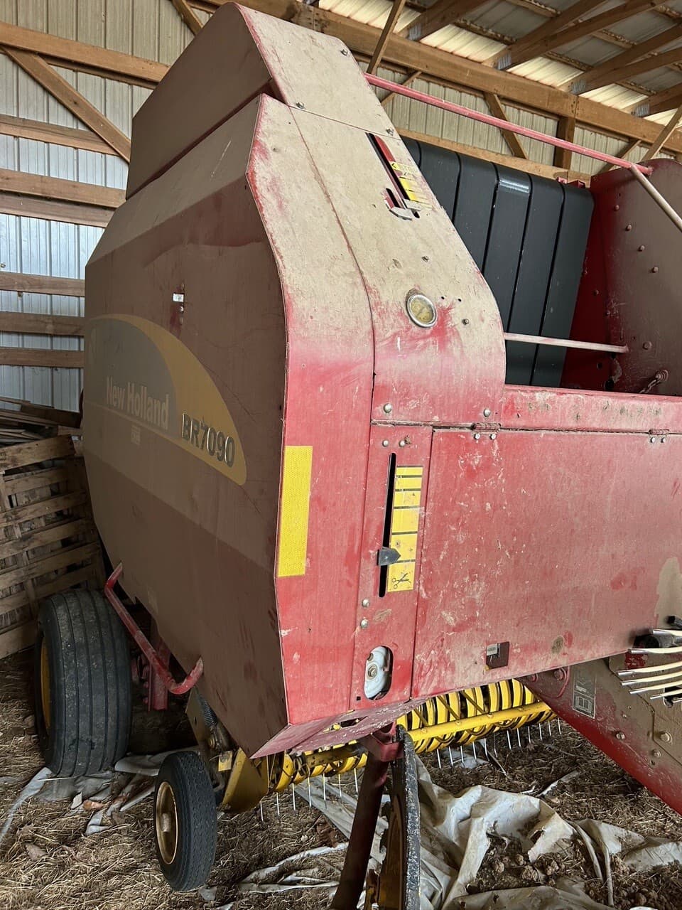 2009 New Holland BR7090 Image