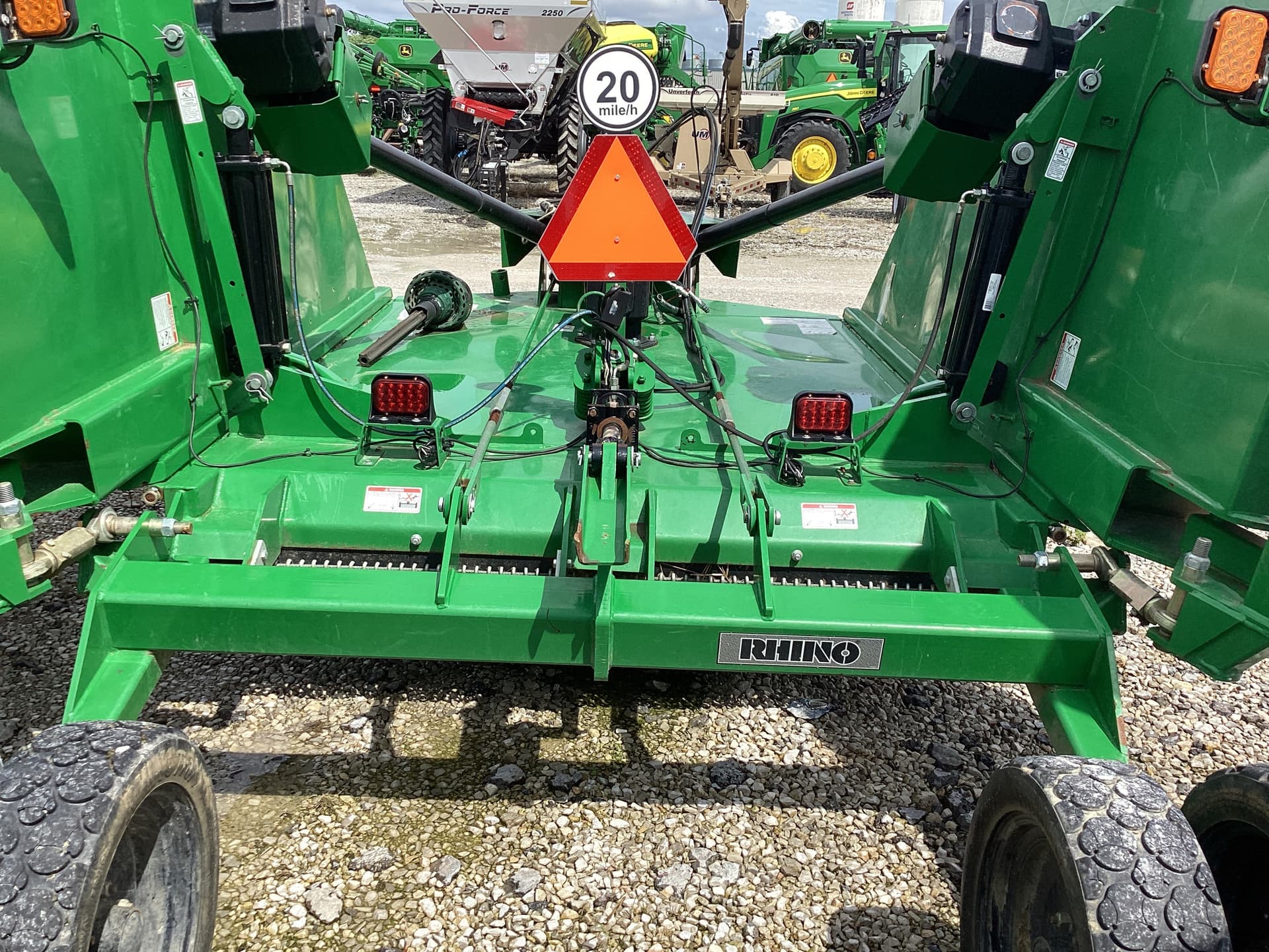 2023 Rhino 6200 Image