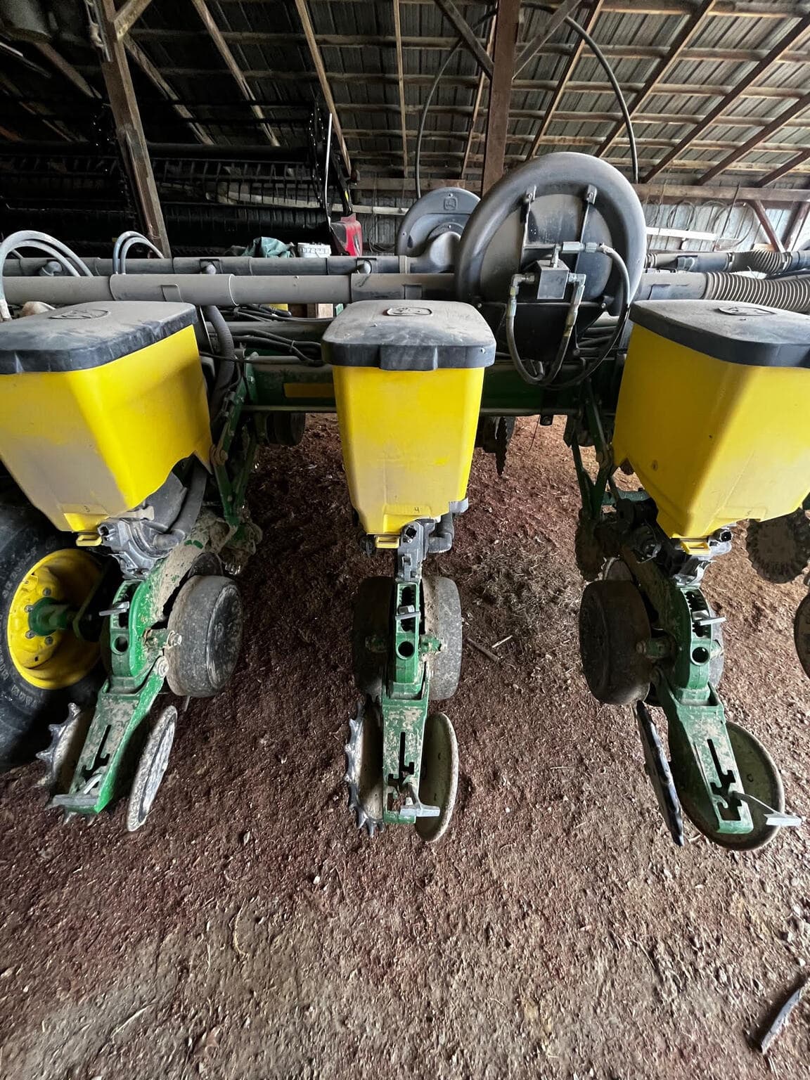 2015 John Deere 1775NT Image