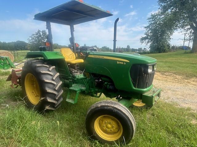 2013 John Deere 5055D