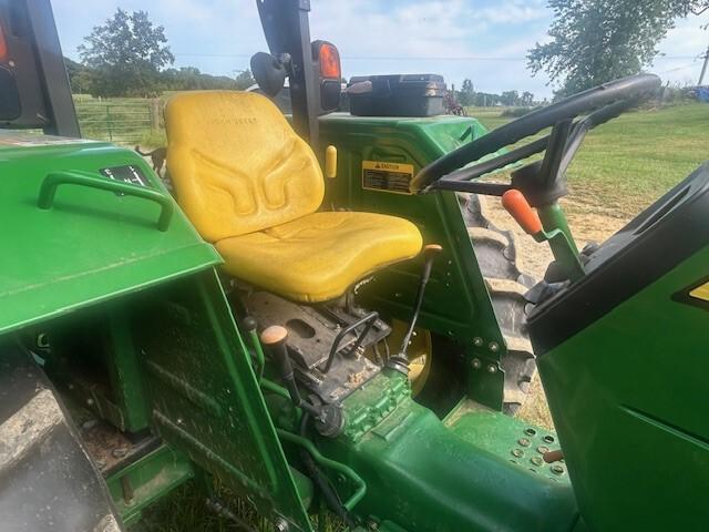 2013 John Deere 5055D