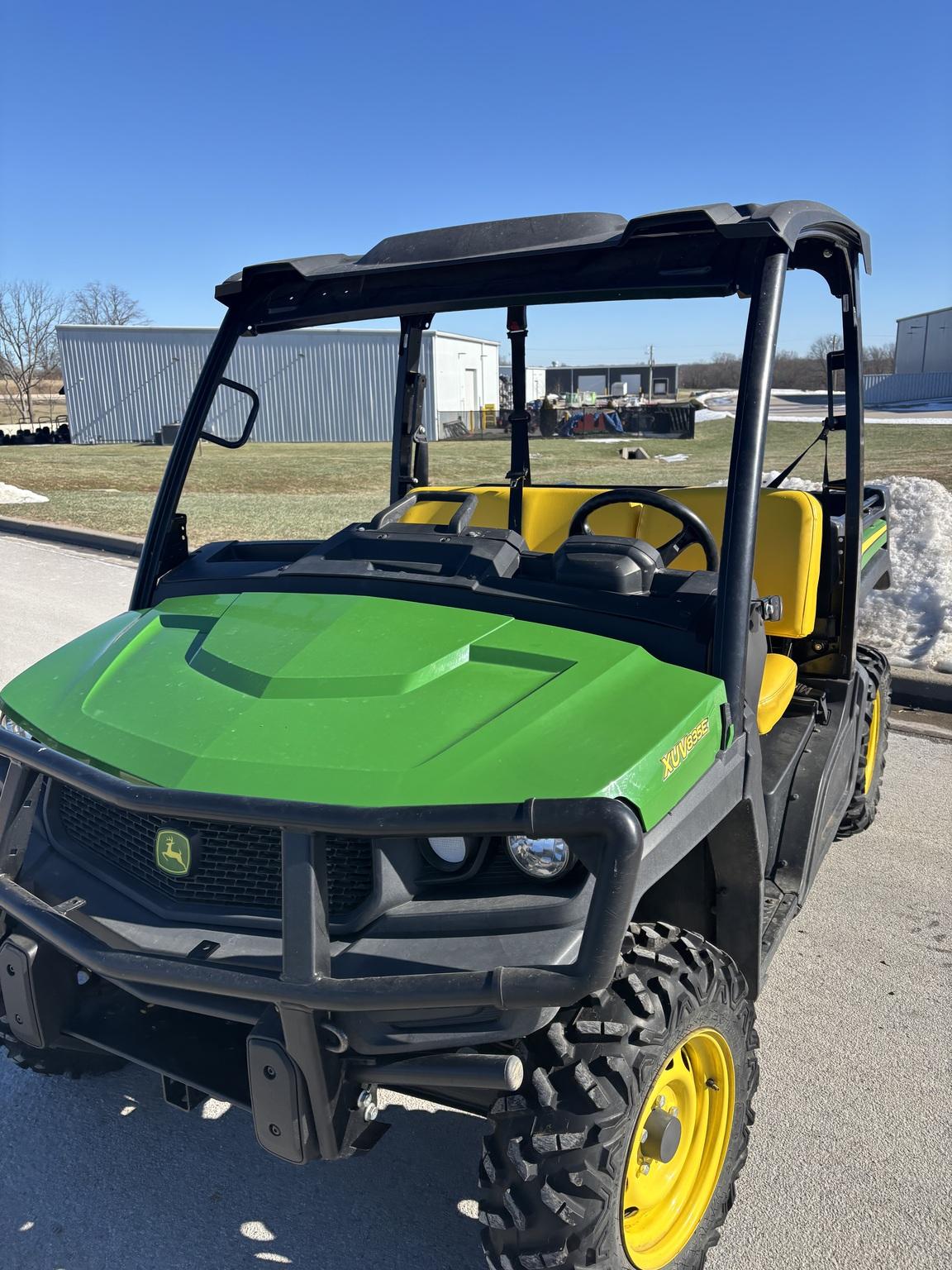 2021 John Deere XUV 835E Image