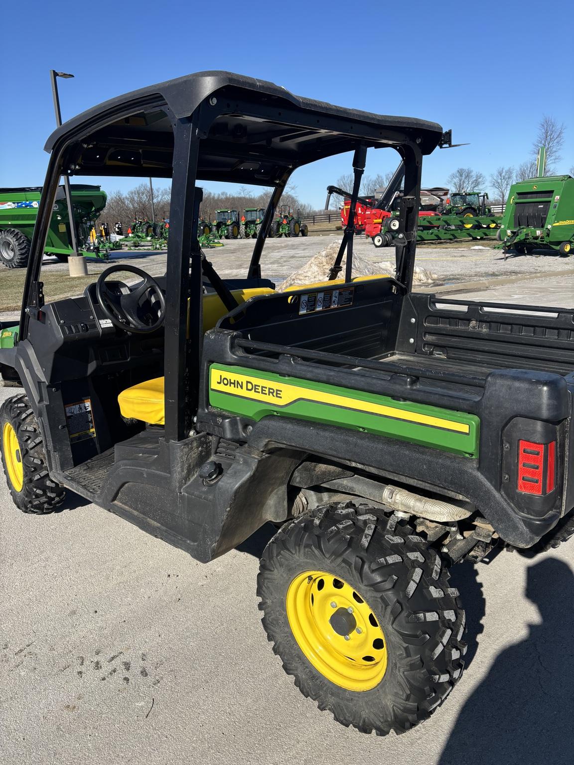 2021 John Deere XUV 835E Image