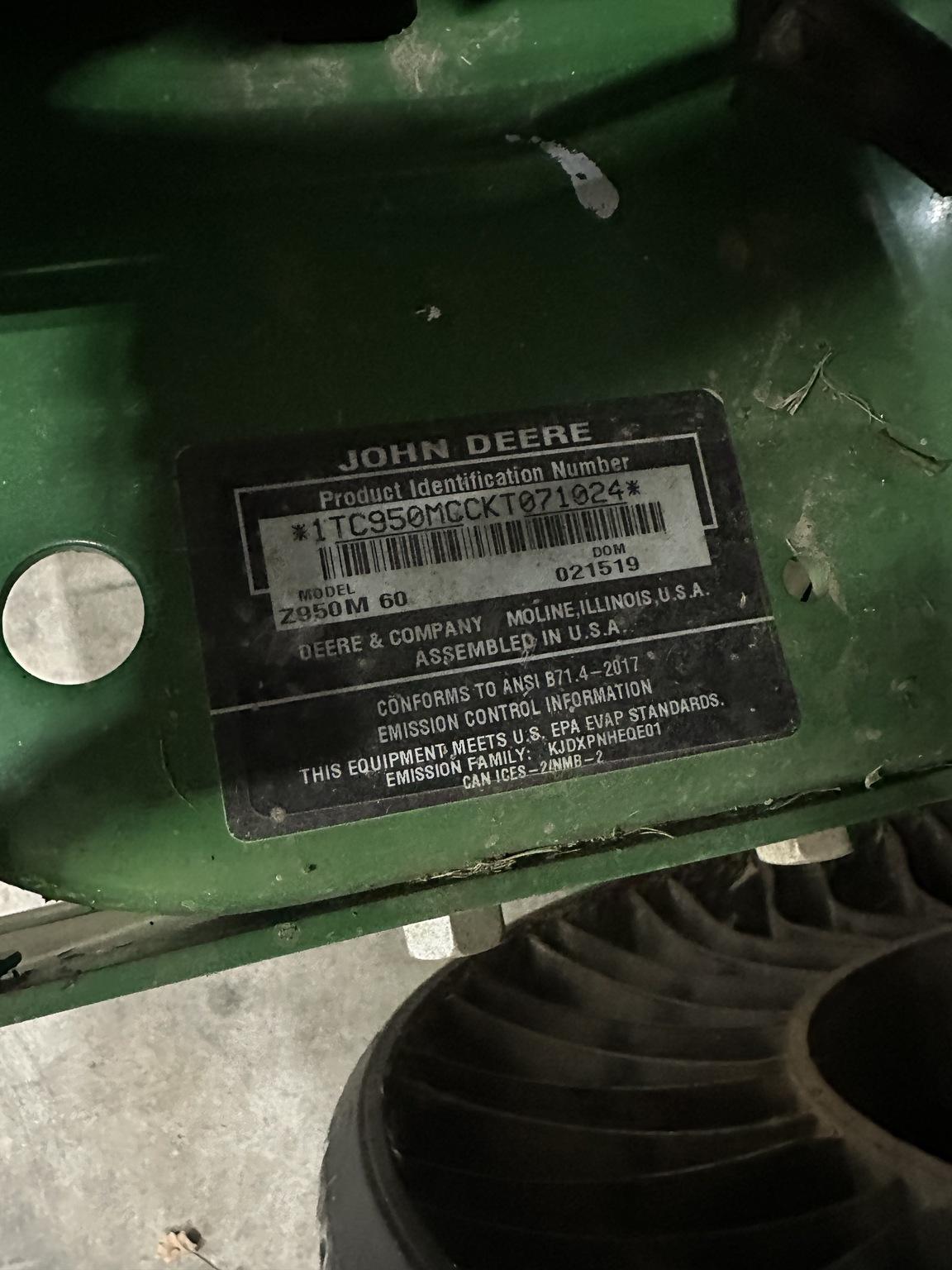 2019 John Deere Z950M Image