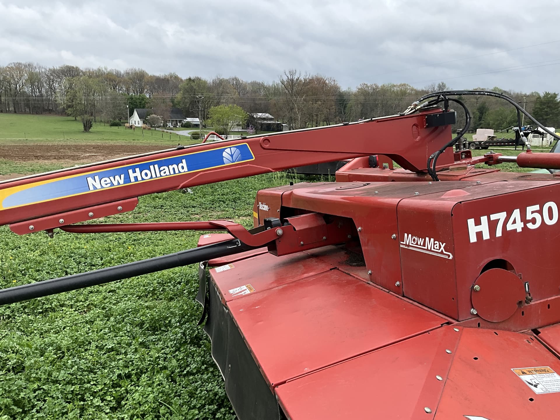 2012 New Holland H7450