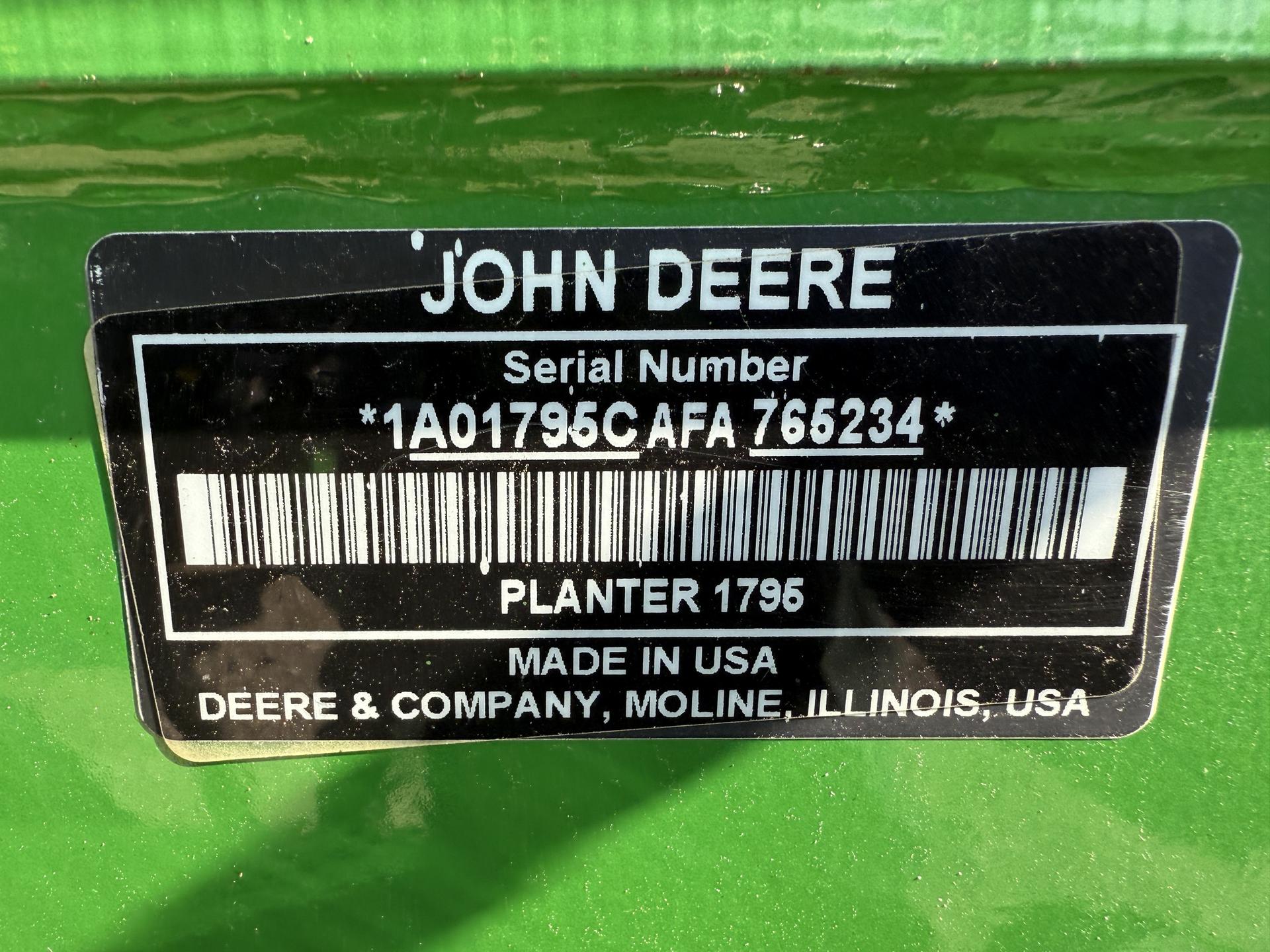 2016 John Deere 1795 Image