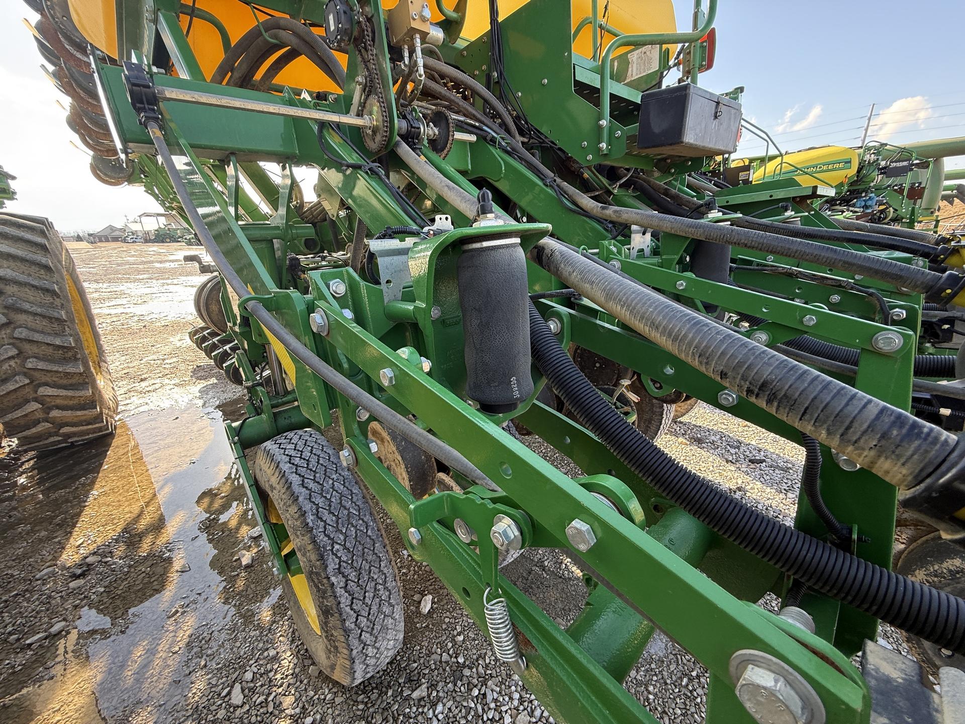 2016 John Deere 1795 Image