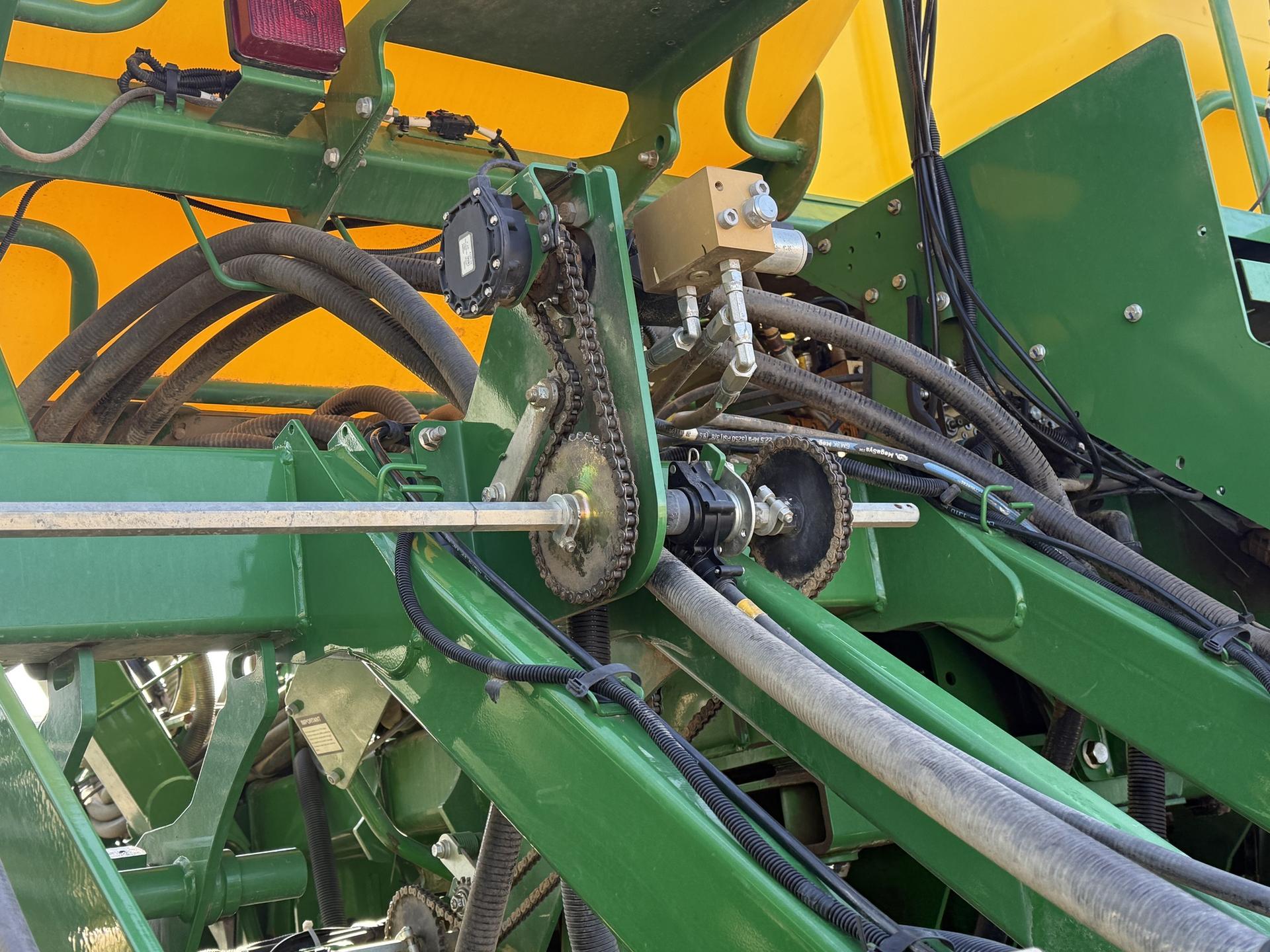 2016 John Deere 1795 Image