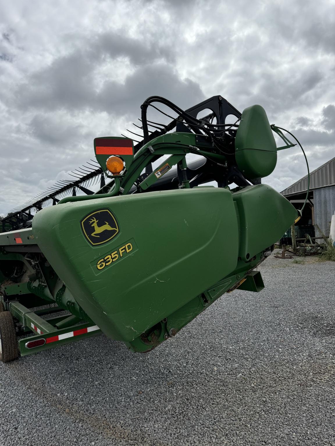 2013 John Deere 635FD