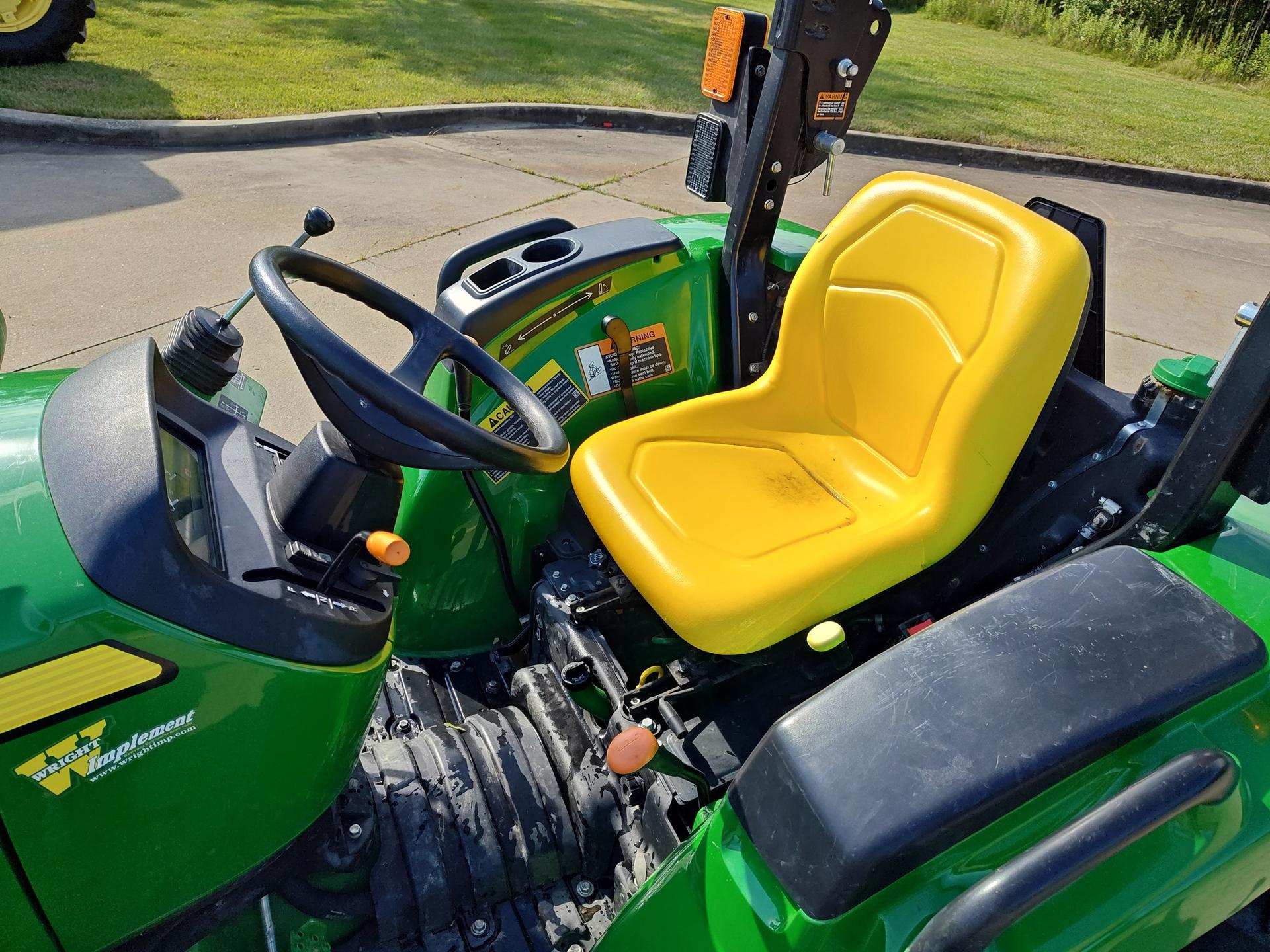 2019 John Deere 3043D