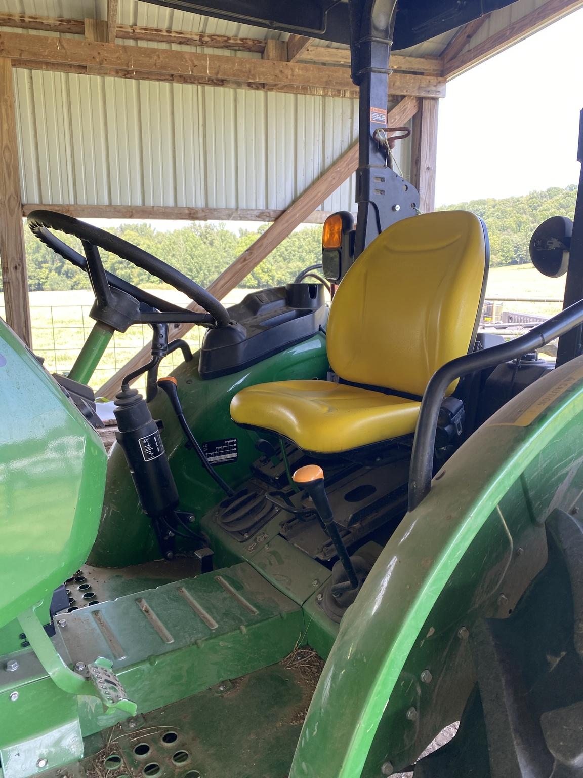 2020 John Deere 5055E