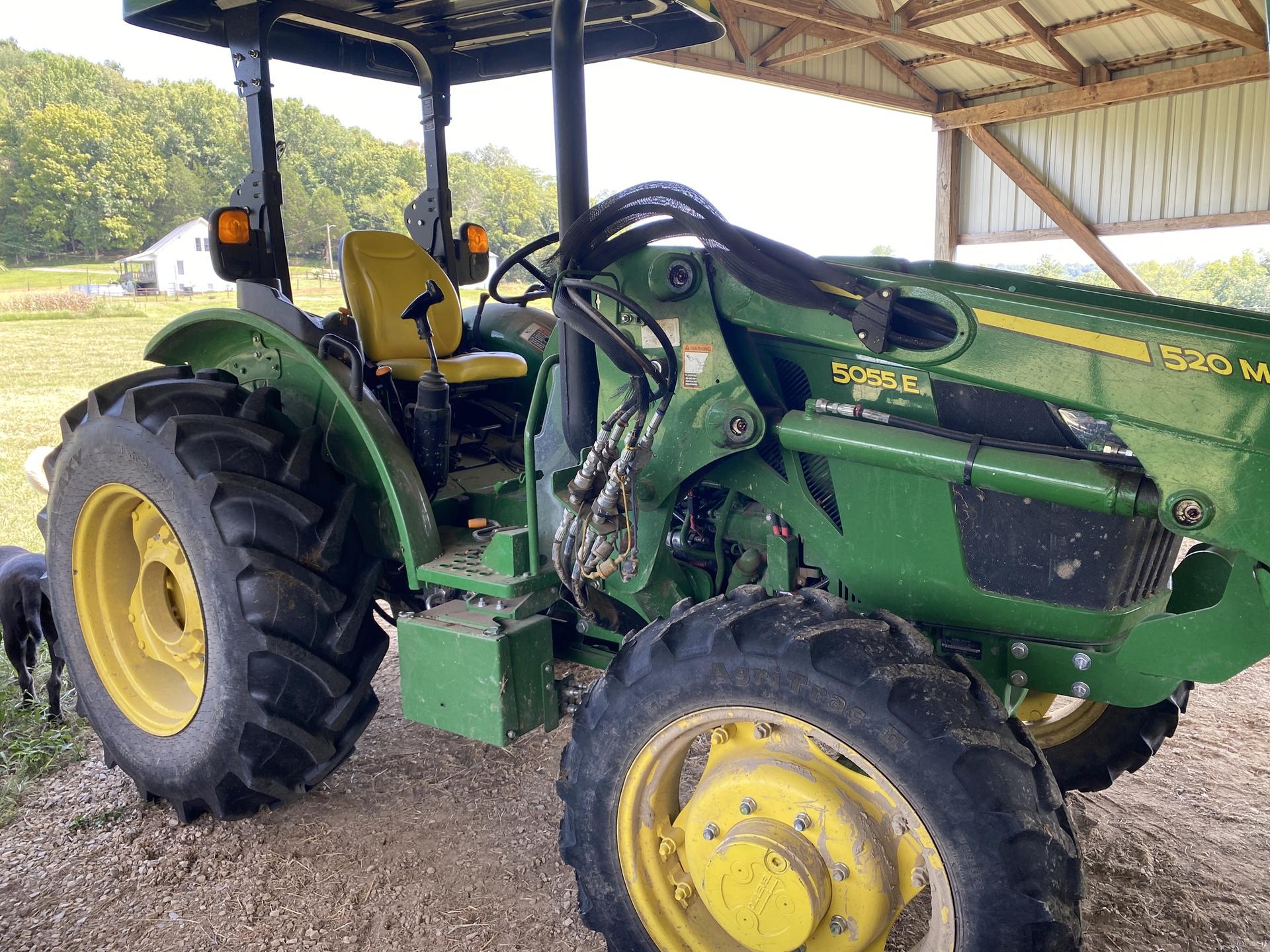 2020 John Deere 5055E